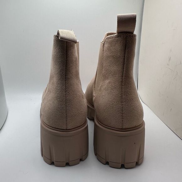 CUSHIONAIRE Women's slip on chelsea boot +Memory Foam 8 TAN - Picture 4 of 7